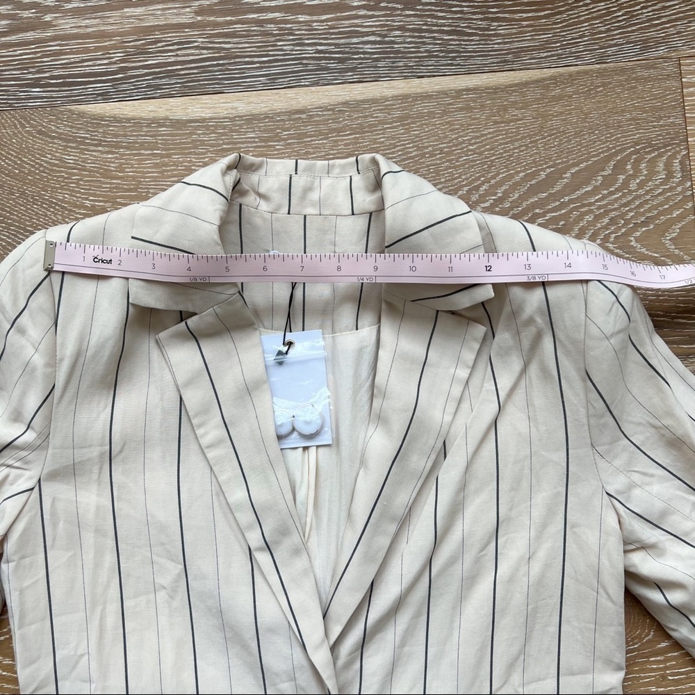 DISSH CELLE Cream Stripe Blazer WidePants Blazer & PantSuit. sz4. & sz.2. - Picture 9 of 17